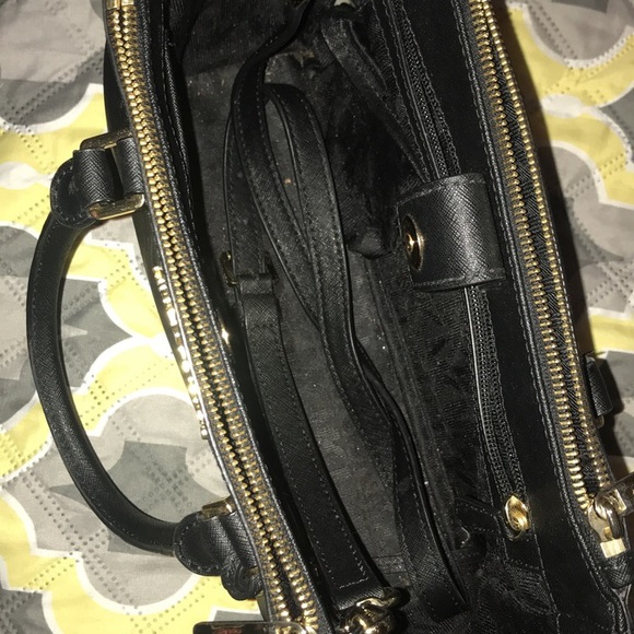 Michael Kors Purse - Picture 2 of 2